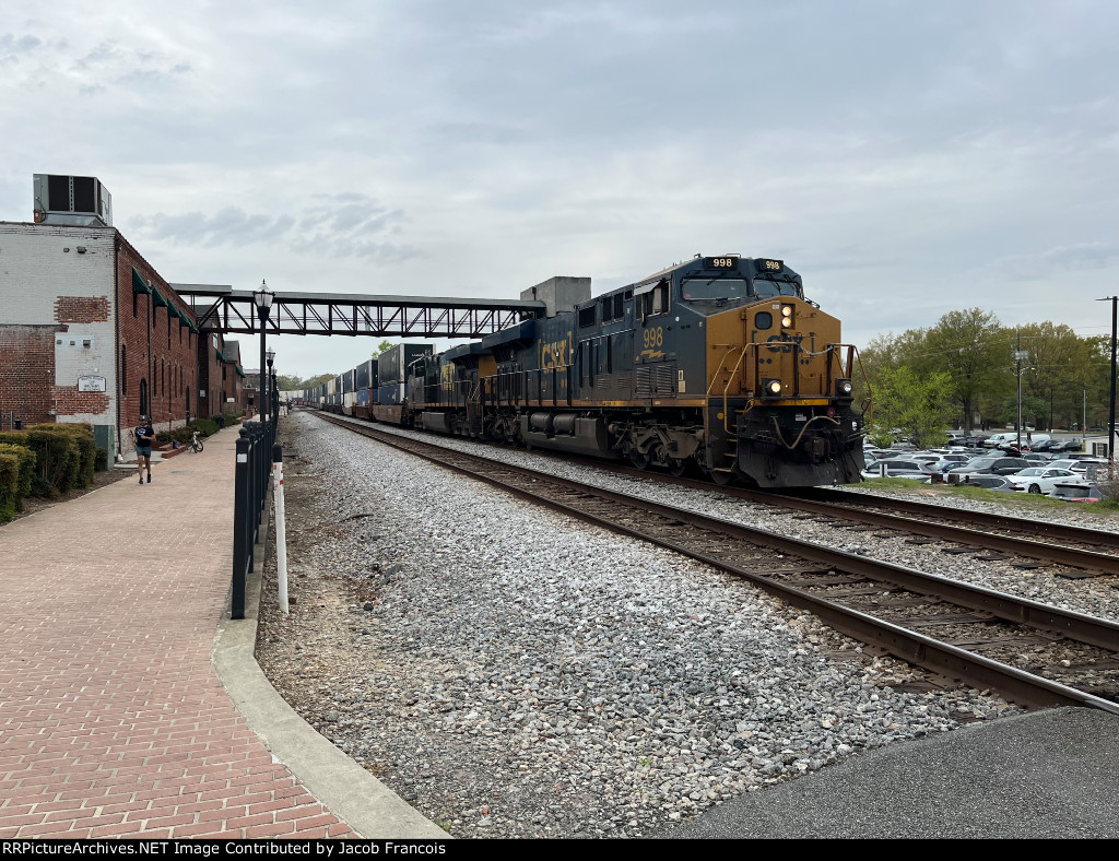 CSX 998